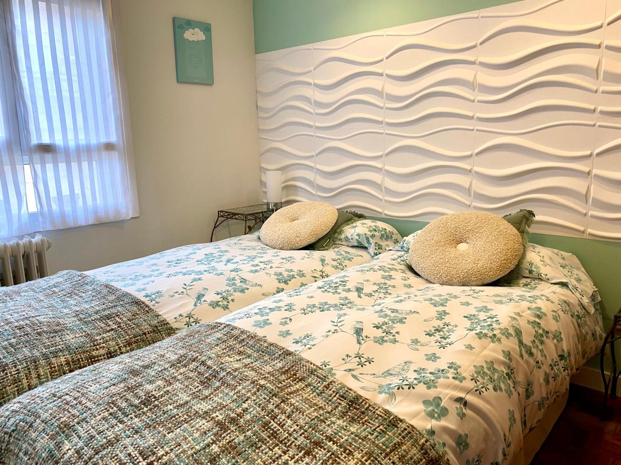 Apartamento La Muralla Parking Gratis Burgo Extérieur photo